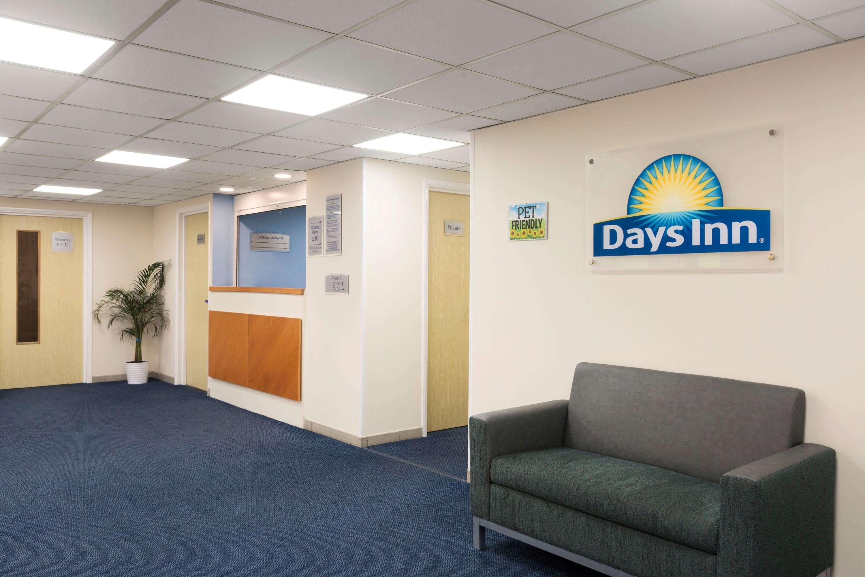 Days Inn Sutton Scotney South Εξωτερικό φωτογραφία