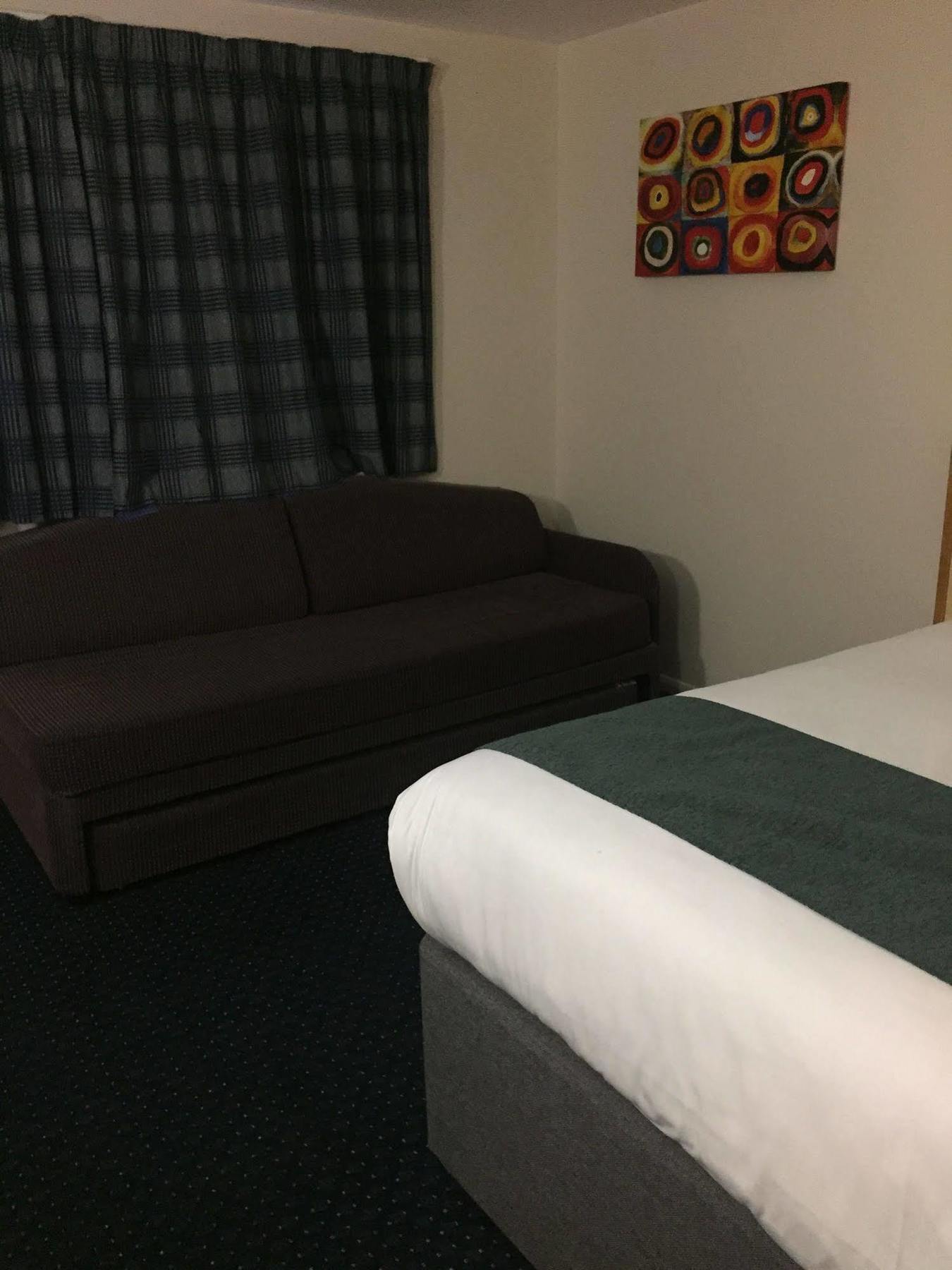 Days Inn Sutton Scotney South Εξωτερικό φωτογραφία