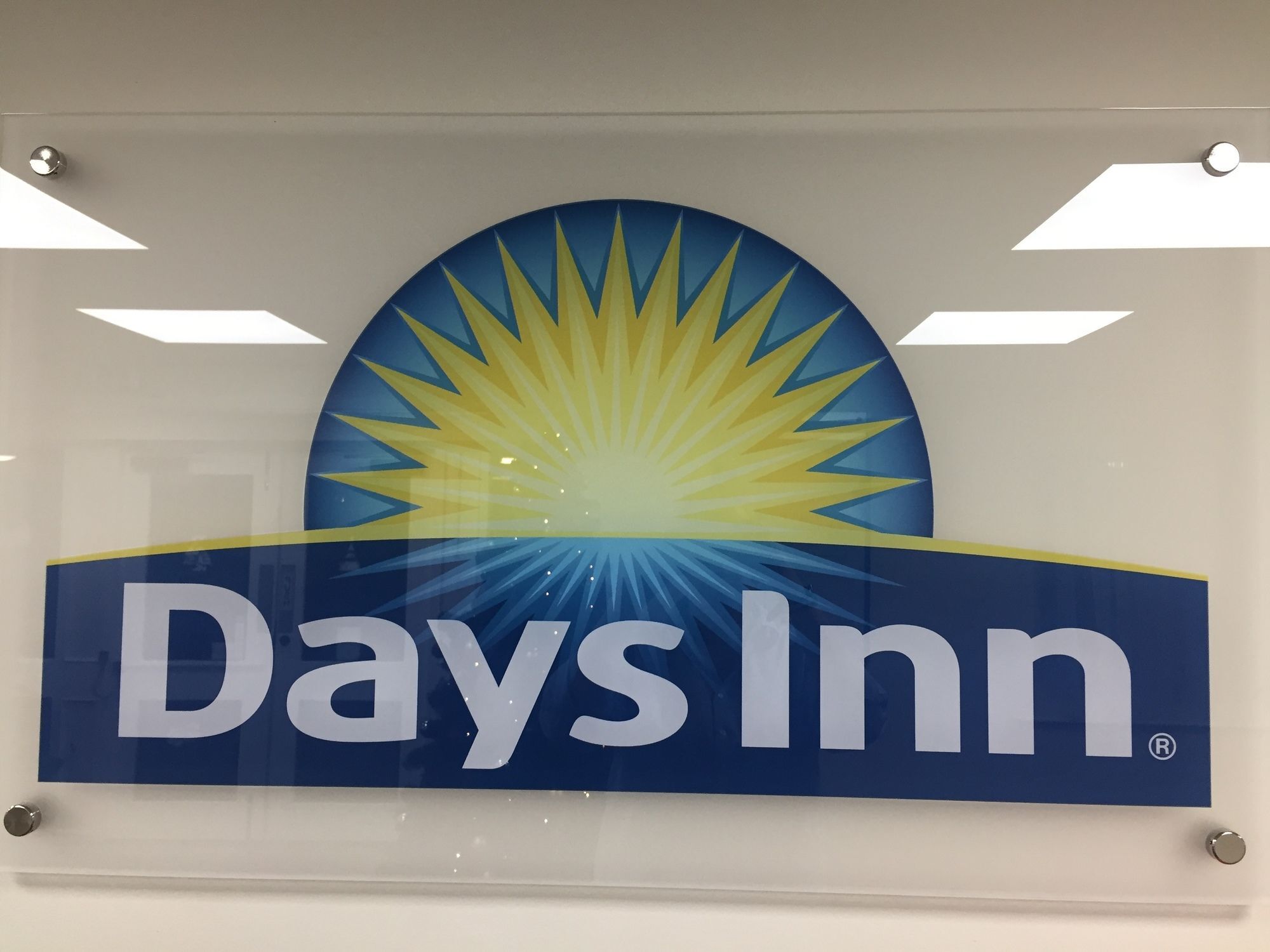 Days Inn Sutton Scotney South Εξωτερικό φωτογραφία